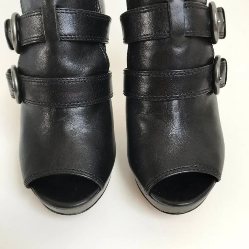 Coach Alexia Platform Peep Toe Booties in Black.  Sz 8B